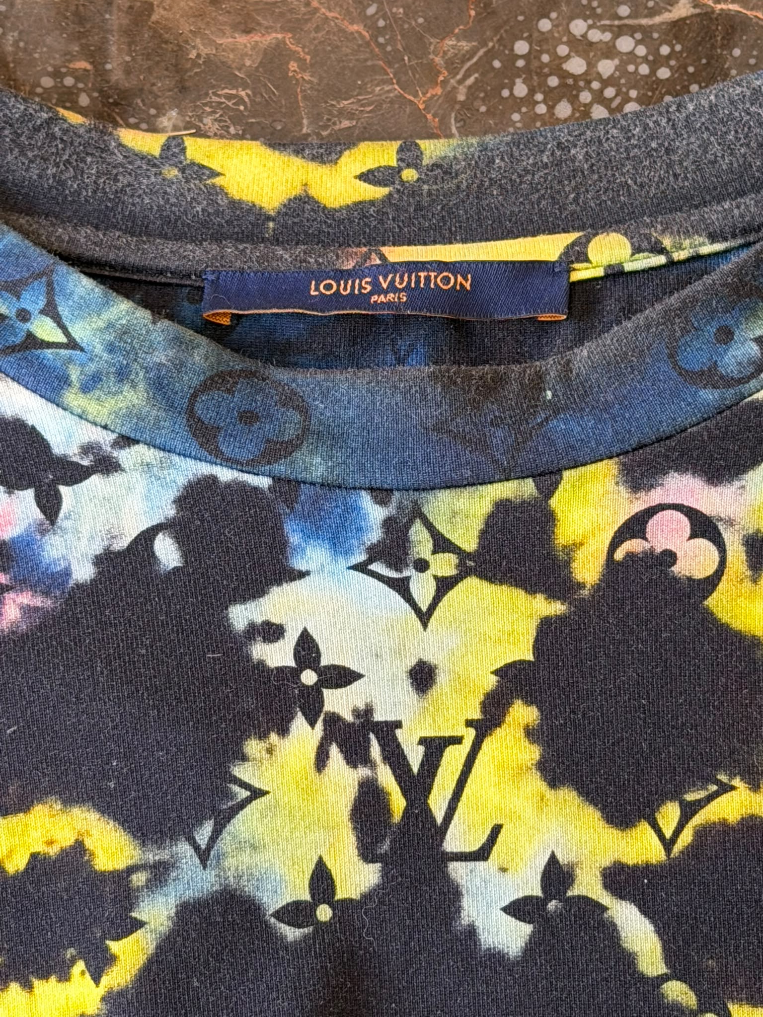 Louis Vuitton size XL Made in Italy clothing label