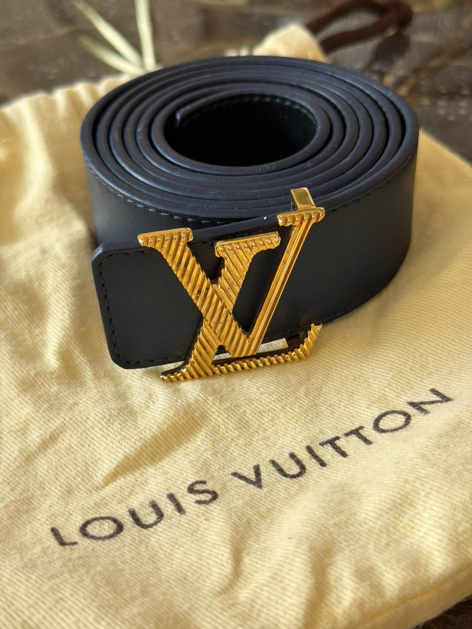 Louis Vuitton LV Initiales Leather Belt – Gold Buckle – Size 110/44