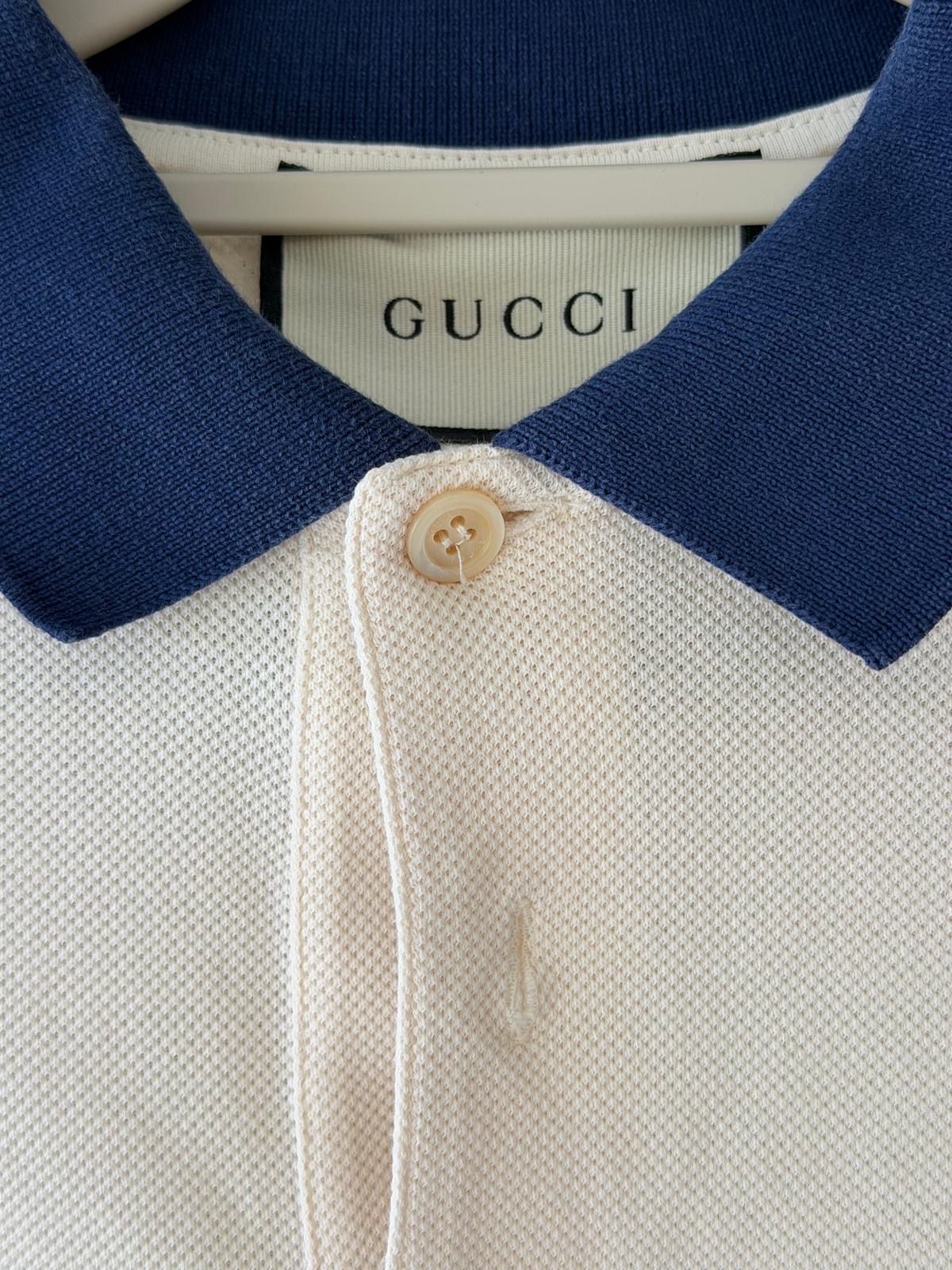 Gucci polo with camel and brown GG jacquard shoulder stripe