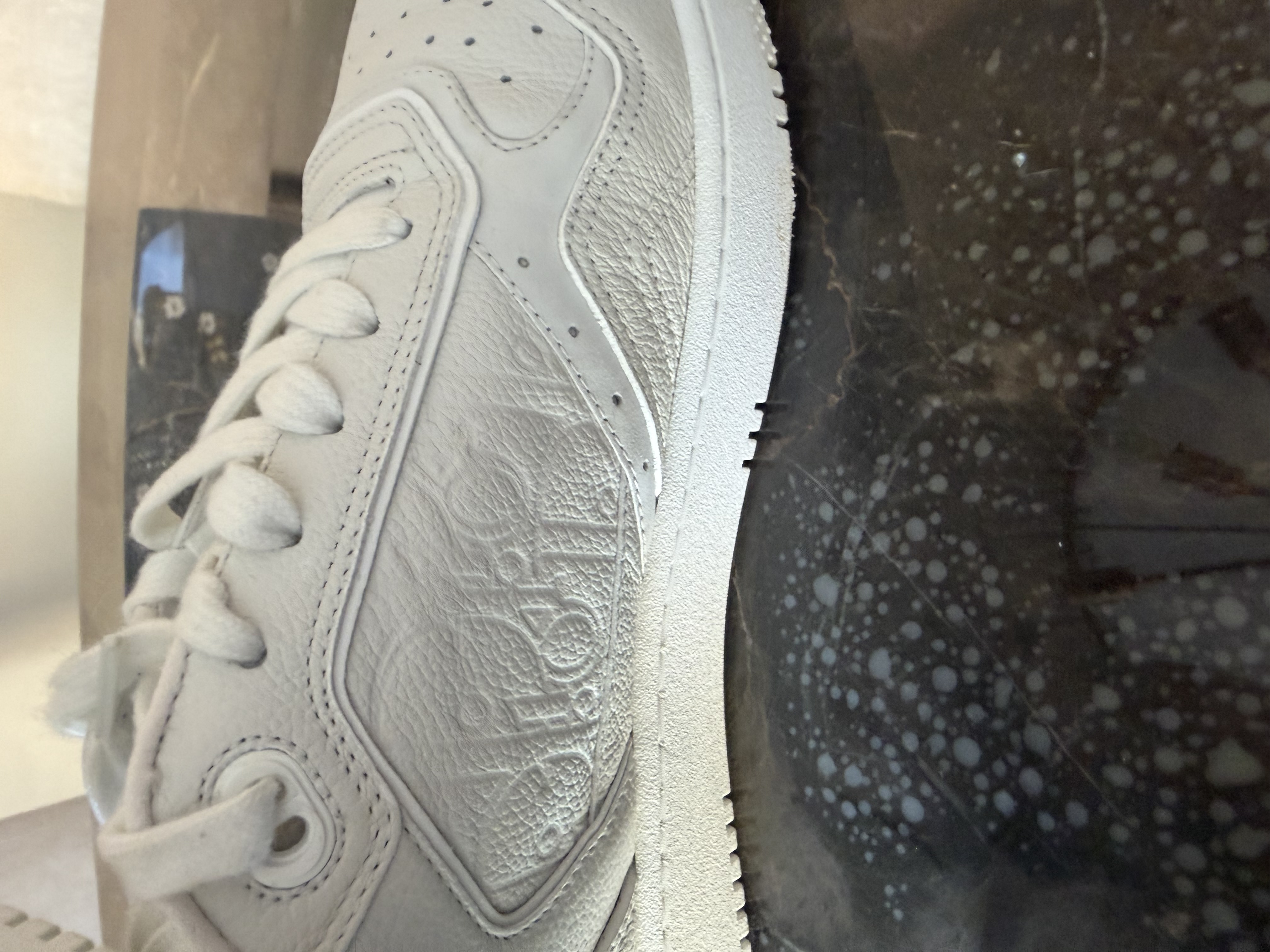 Dior Dior B27 White Leather Low-Top Trainers with Box — photograph 6