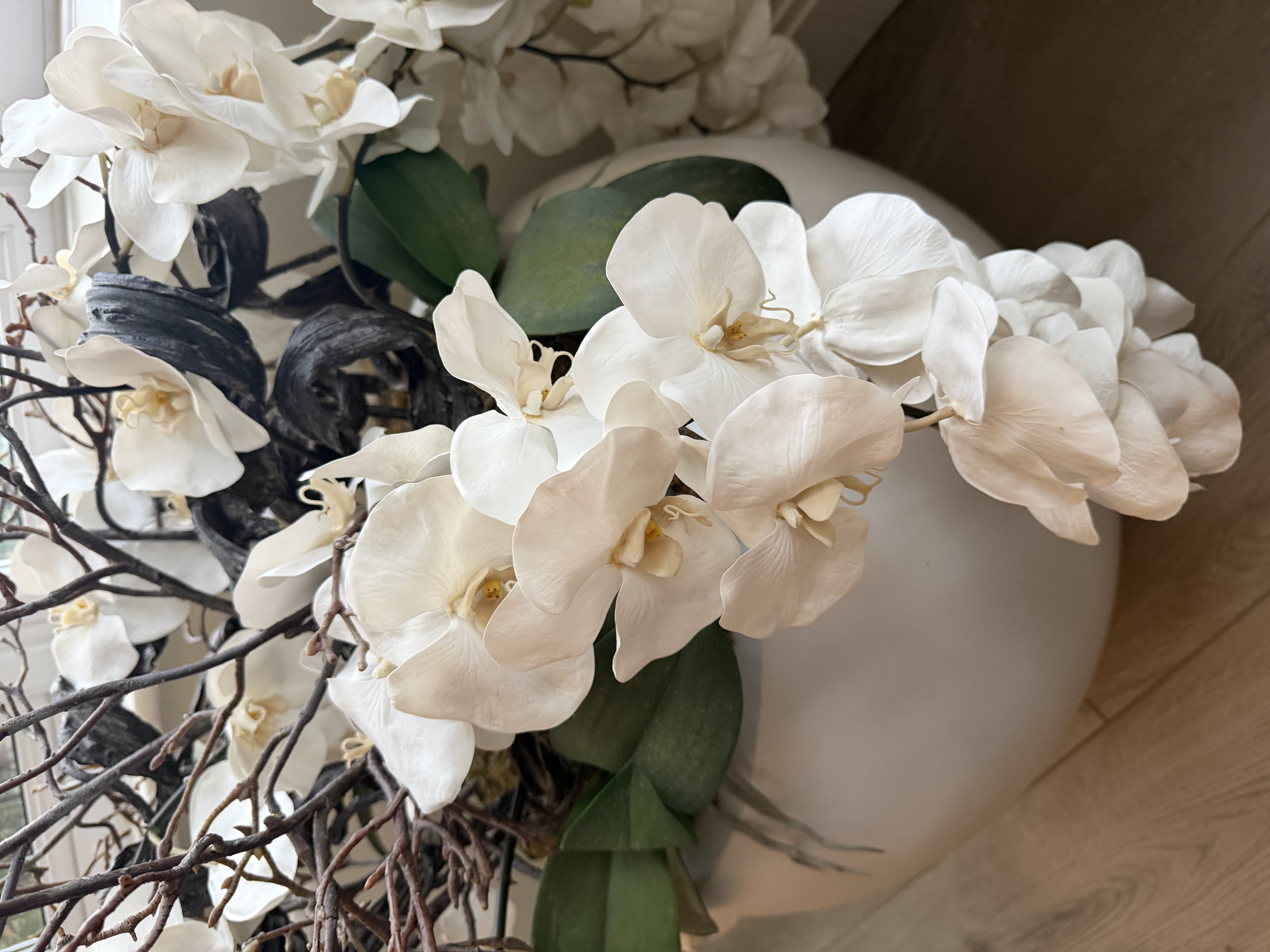 Unbranded / Designer Arrangement Luxury Cascading White Orchid & Sculptural Branch Arrangement — photograph 4