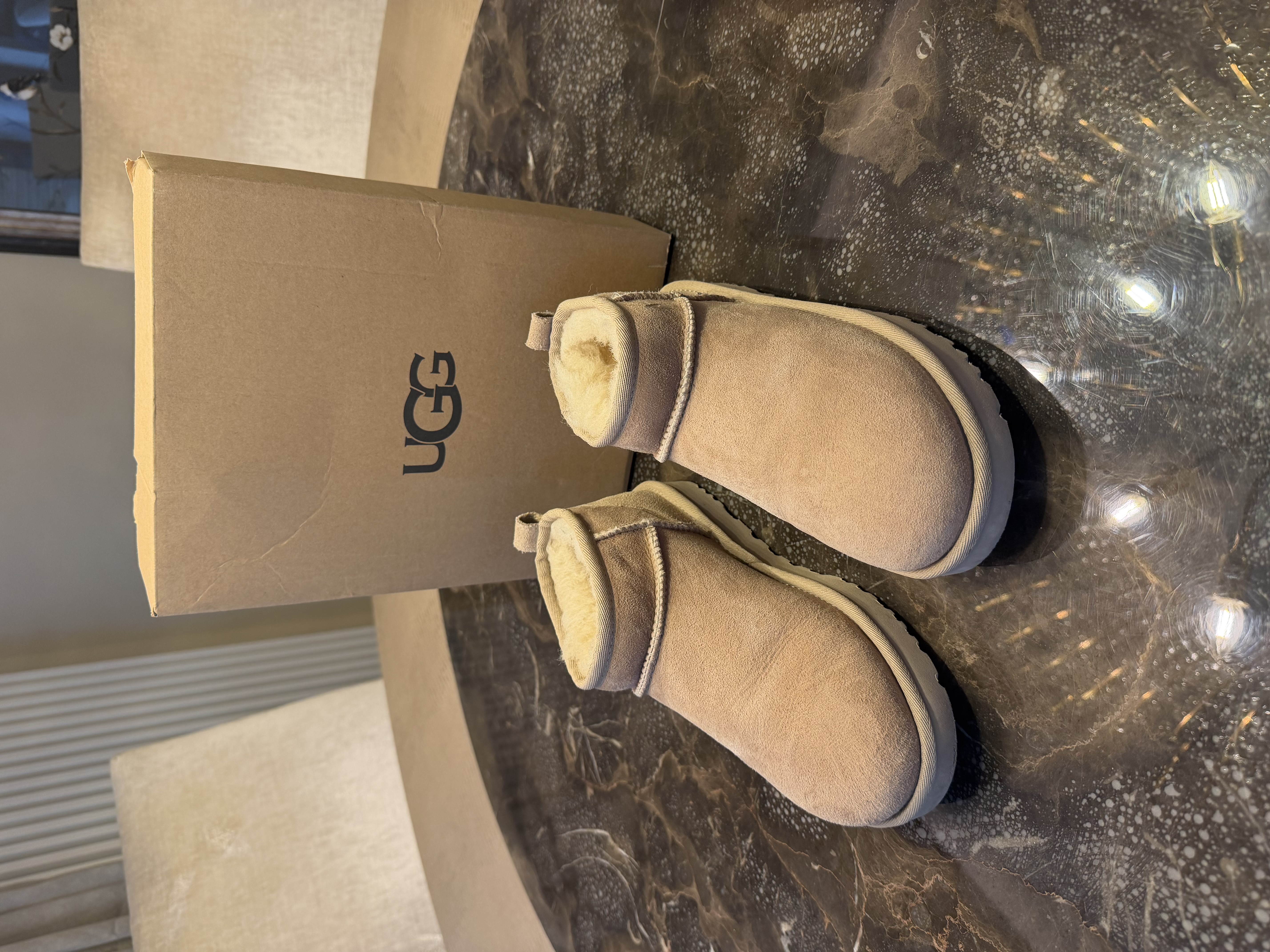 UGG UGG Classic Ultra Mini Suede Boots – Chestnut