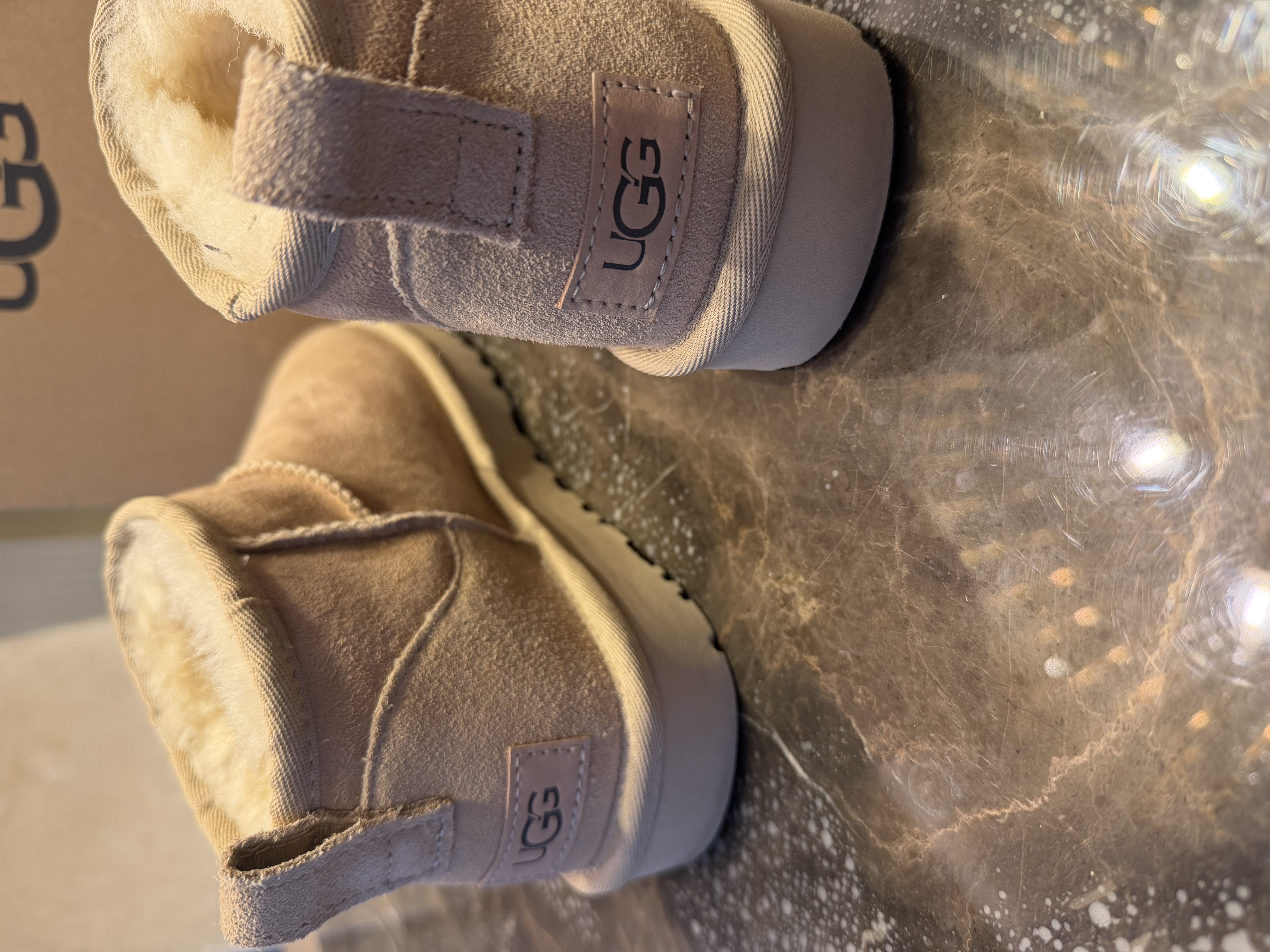 UGG UGG Classic Ultra Mini Suede Boots – Chestnut — photograph 6