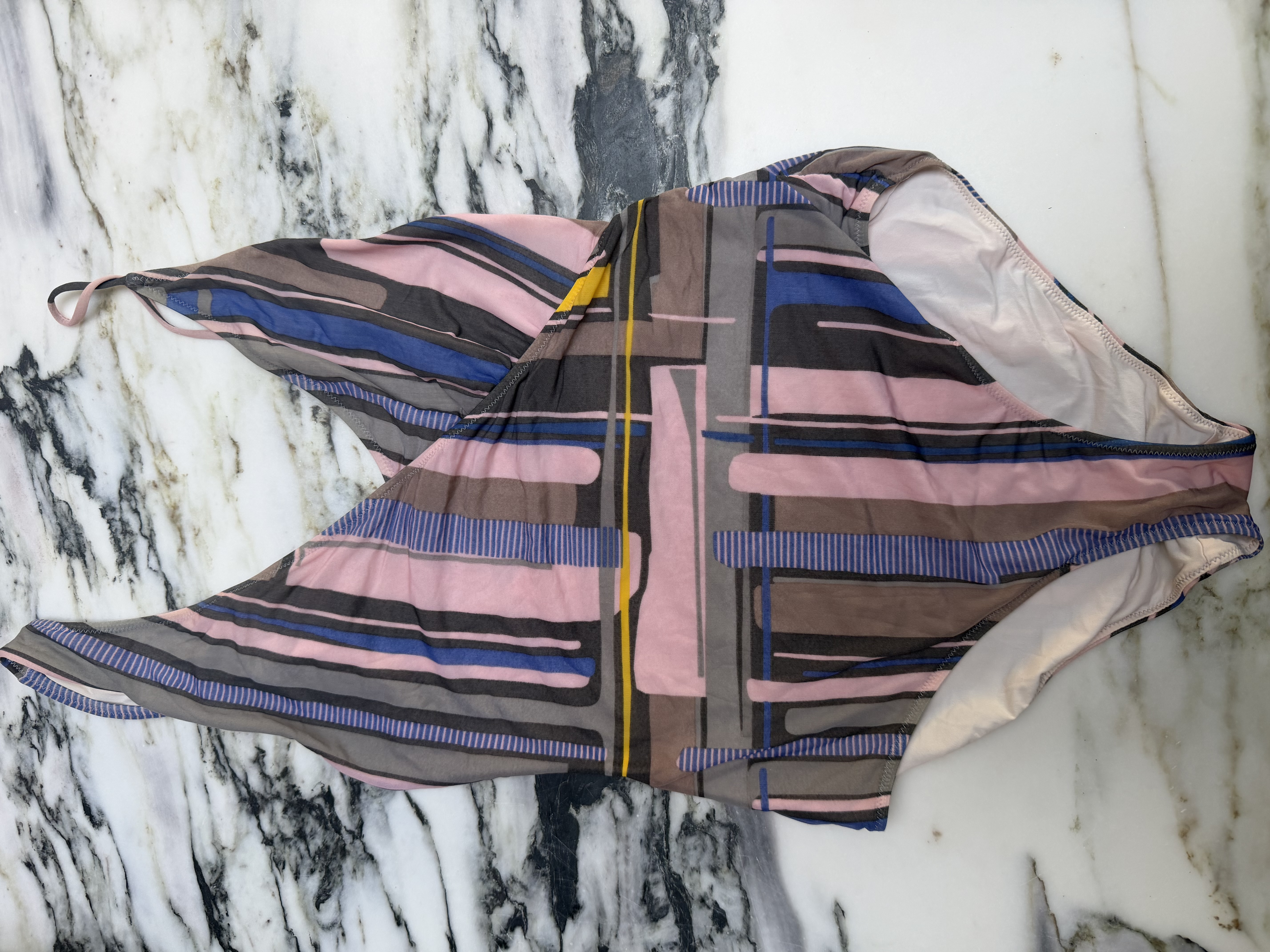 Chanel Chanel Cruise 2009 Geometric Print Swimsuit — photograph 4