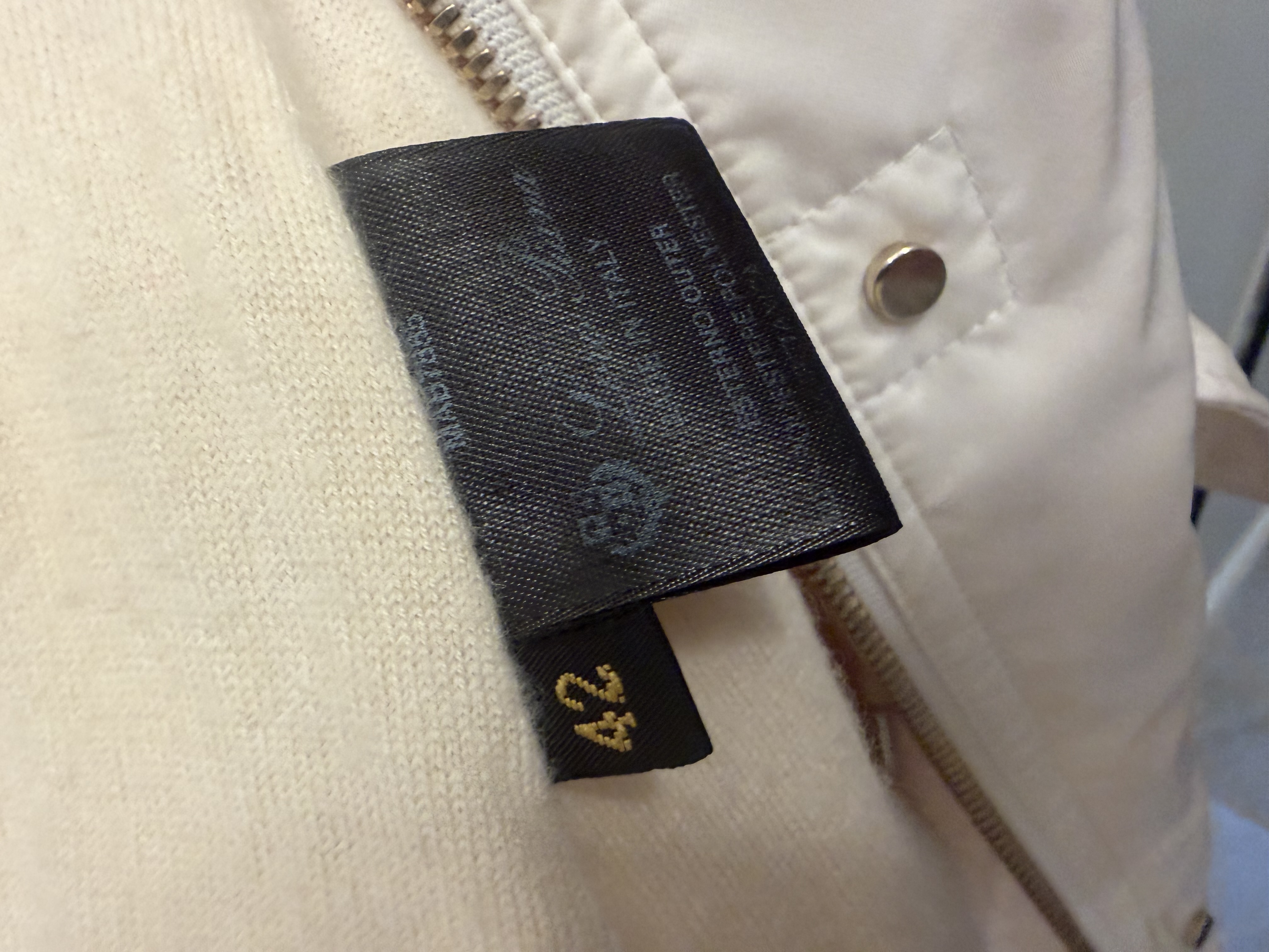 Loro Piana Loro Piana Storm System Cream Four Pocket Jacket Size 34 — photograph 7